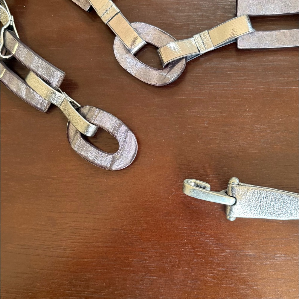 Metal Link Brown Women's Fashion Belt - Picture 5 of 5